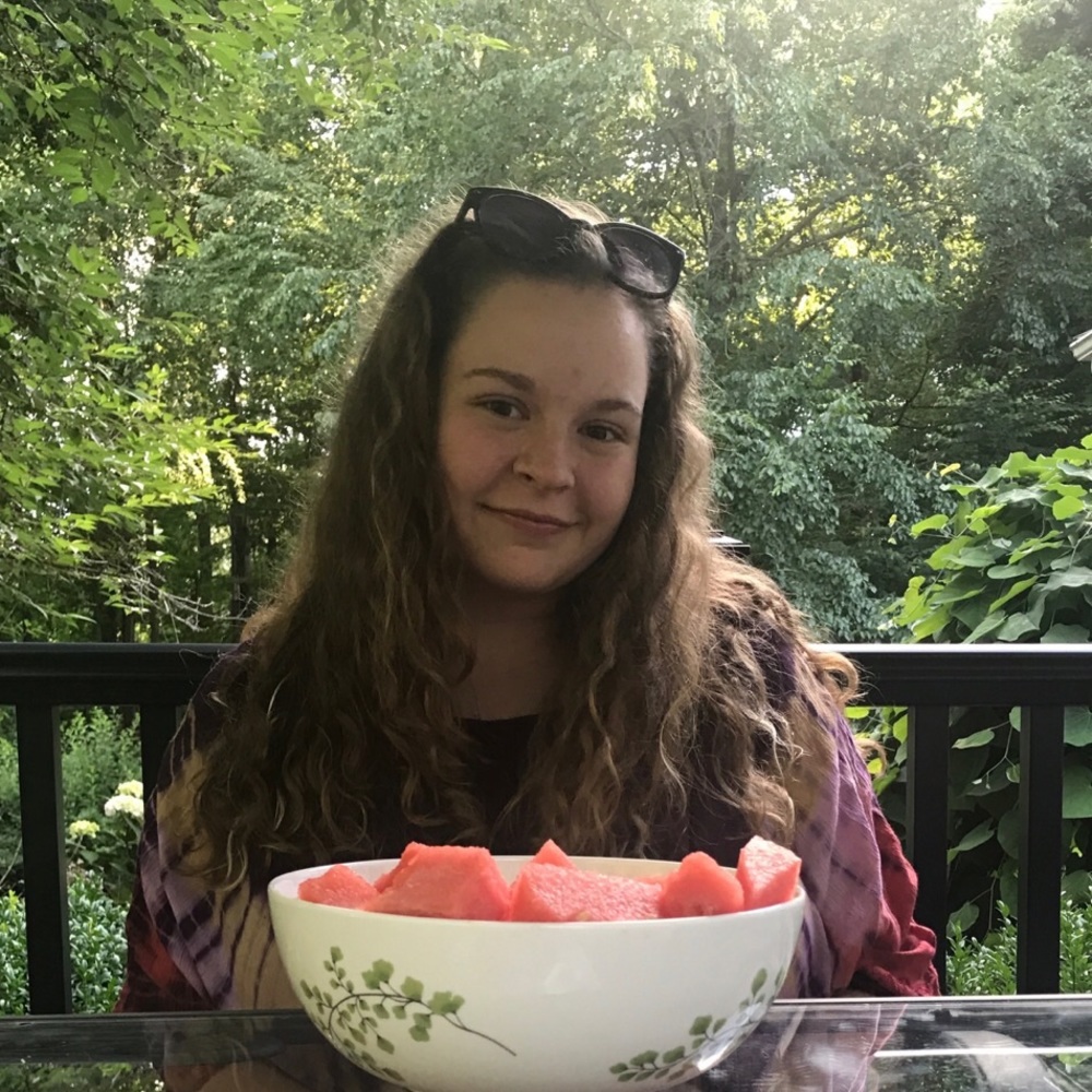 Meet your Posher, Olivia